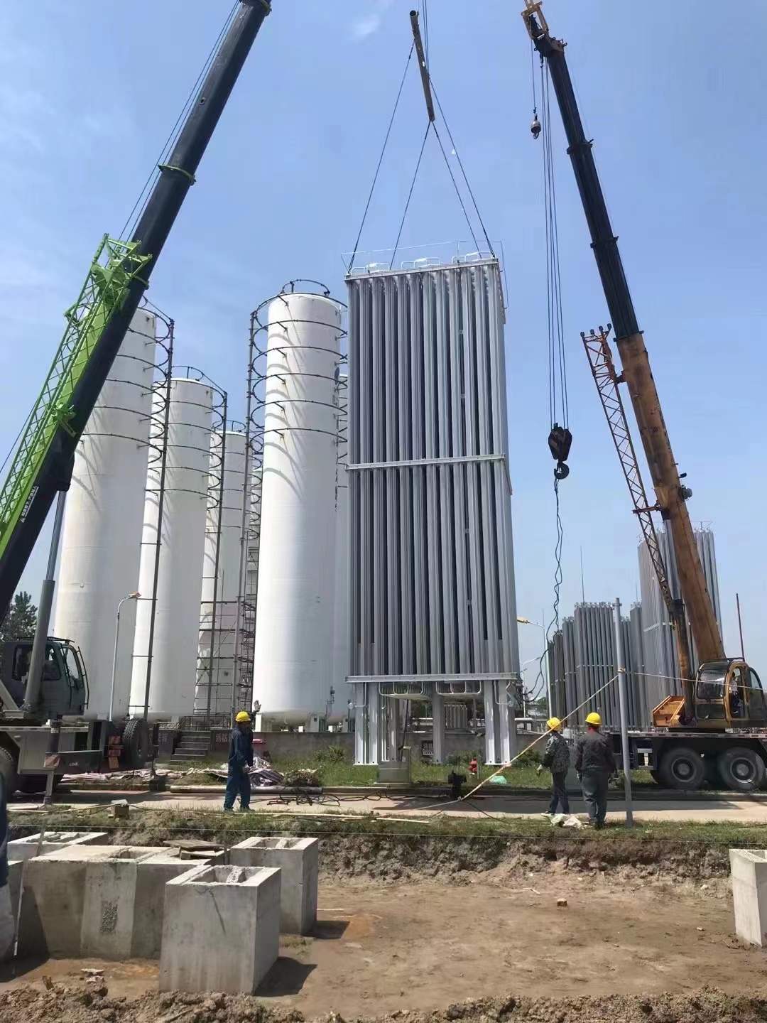 液態低溫工業氣體集中供氣管道儲罐設備安裝